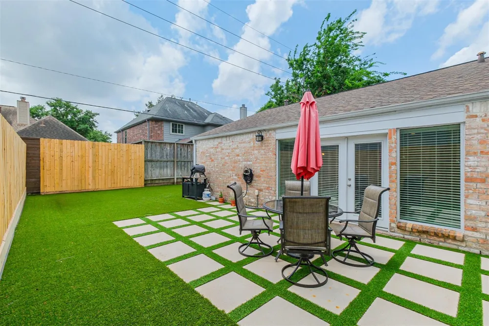 13919 Swiss Hill Drive Houston, TX 77077