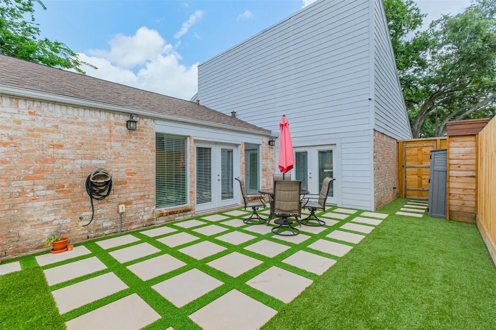 13919 Swiss Hill Drive Houston, TX 77077