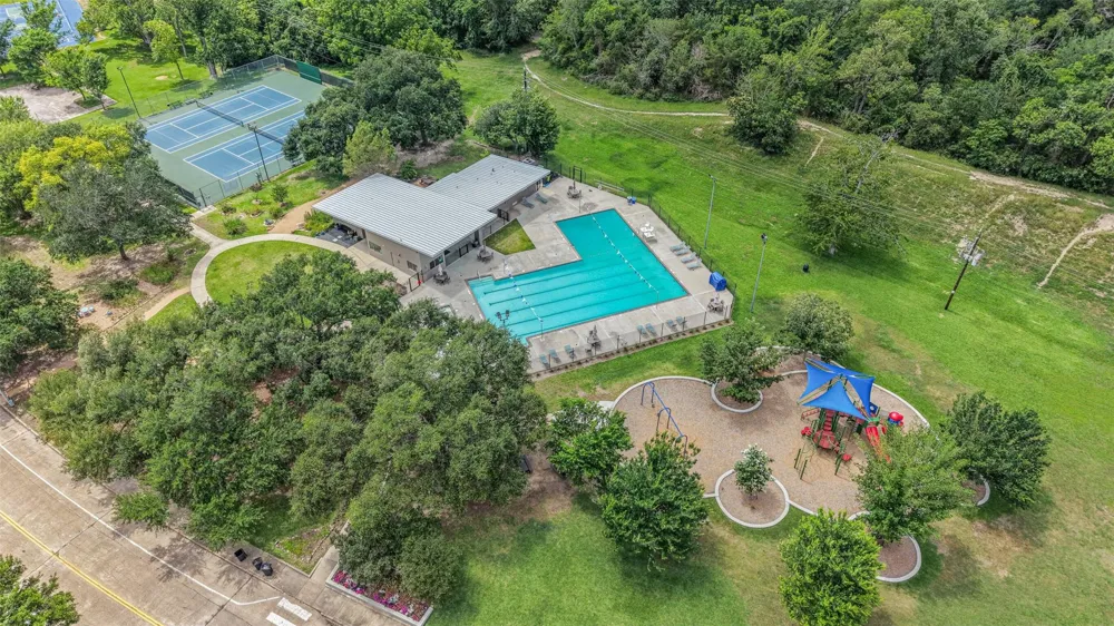 13919 Swiss Hill Drive Houston, TX 77077