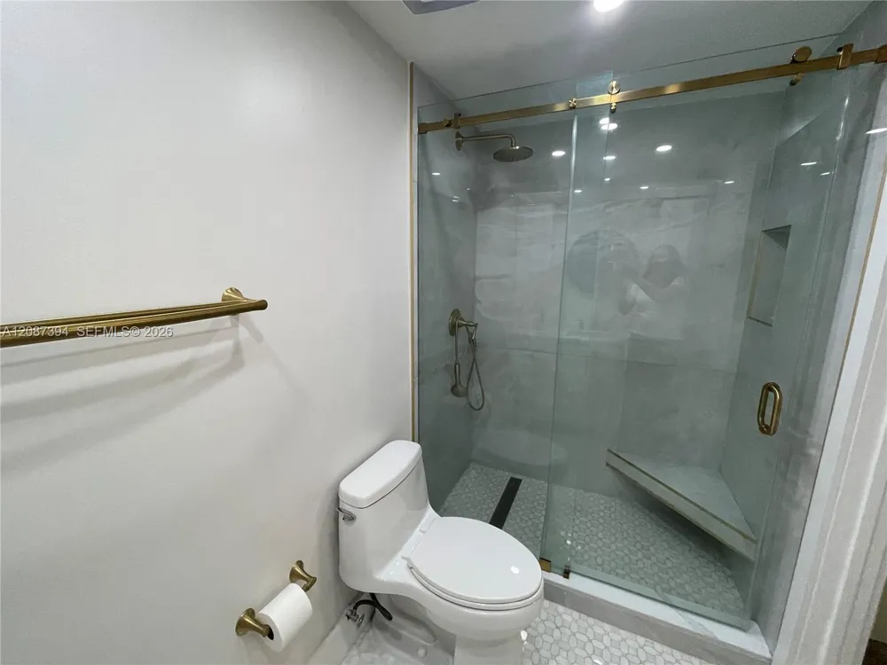 3339 Virginia St #141 Miami, FL 33133