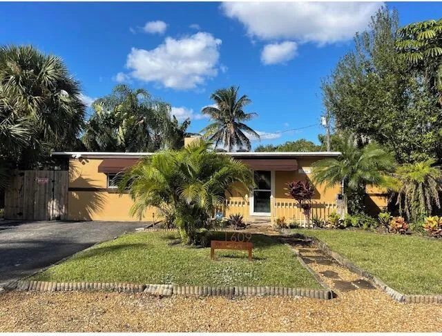 1609 SW 14TH STREET Fort Lauderdale, FL 33312