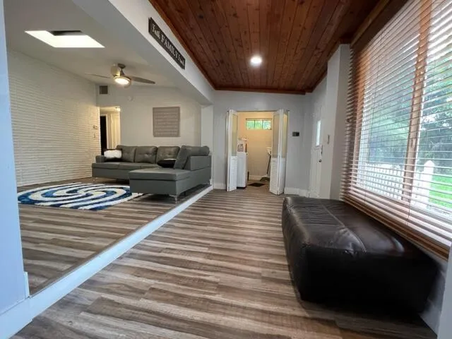 1609 SW 14TH STREET Fort Lauderdale, FL 33312