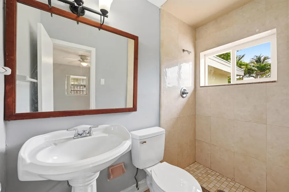 740 E EVANSTON CIRCLE Fort Lauderdale, FL 33312