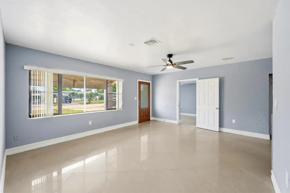 740 E EVANSTON CIRCLE Fort Lauderdale, FL 33312