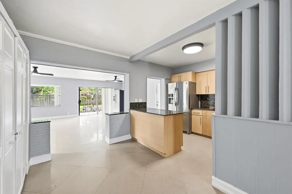 740 E EVANSTON CIRCLE Fort Lauderdale, FL 33312