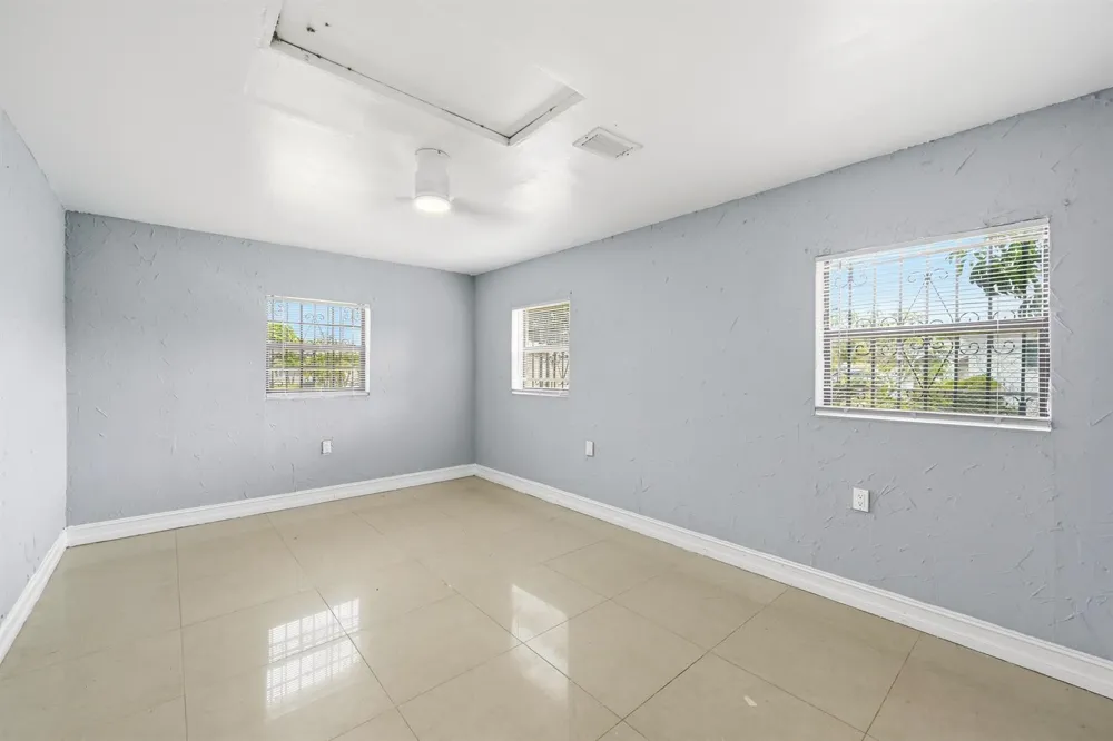 740 E EVANSTON CIRCLE Fort Lauderdale, FL 33312