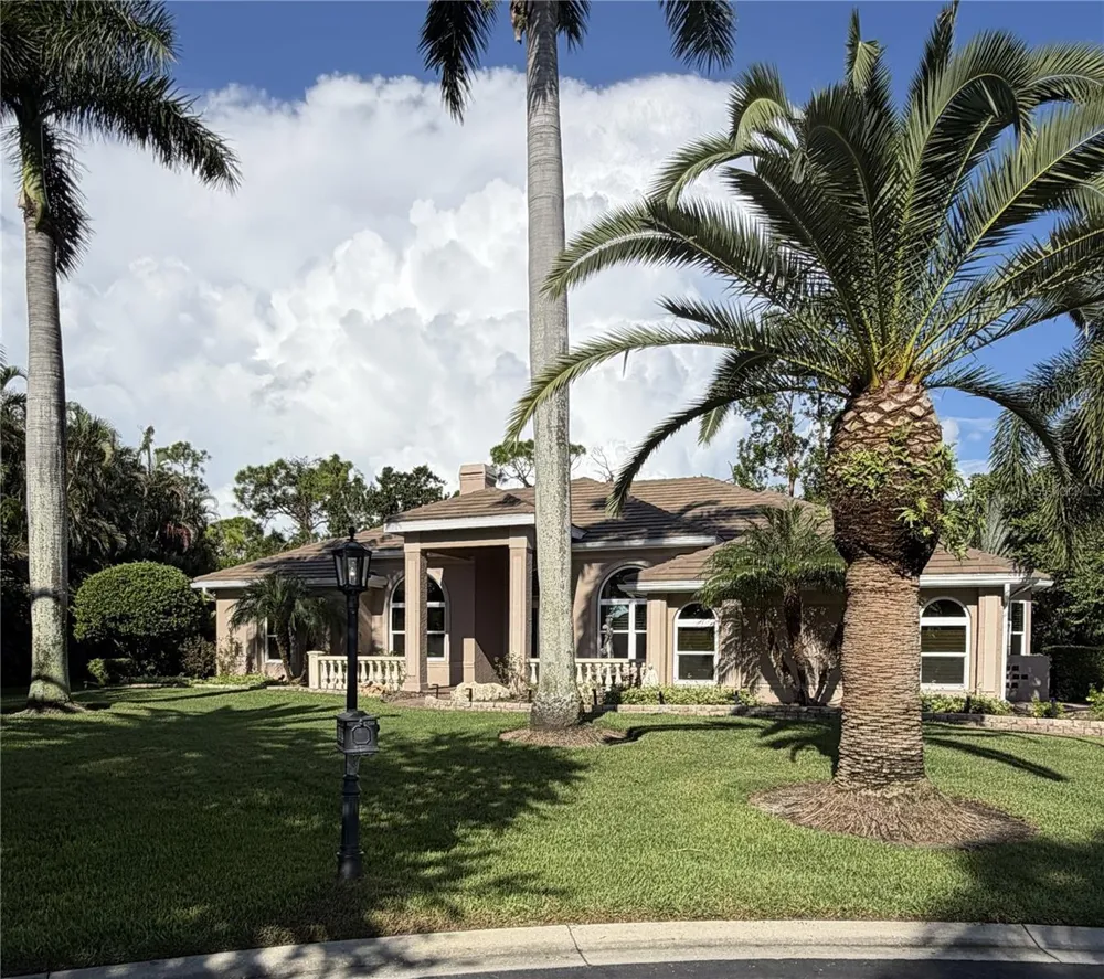 8866 BLOOMFIELD BOULEVARD Sarasota, FL 34238