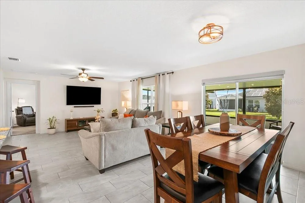 1409 MATTIE POINTE LANE Auburndale, FL 33823