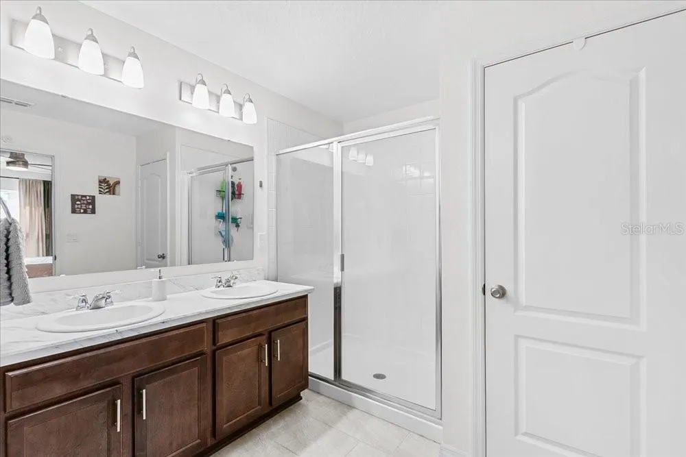1409 MATTIE POINTE LANE Auburndale, FL 33823