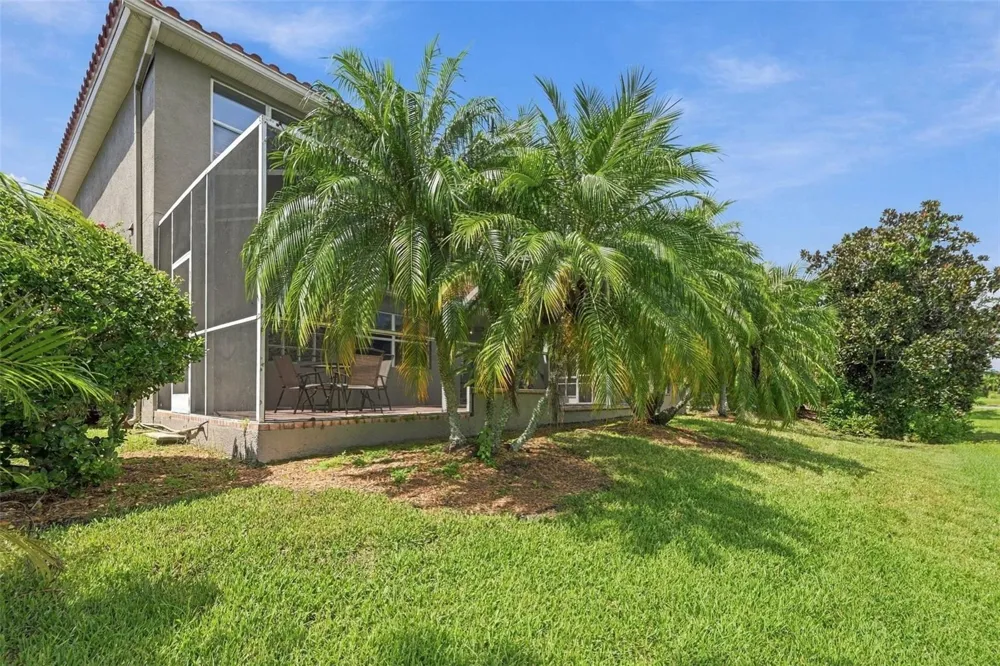 9871 SAGO POINT DRIVE Seminole, FL 33777