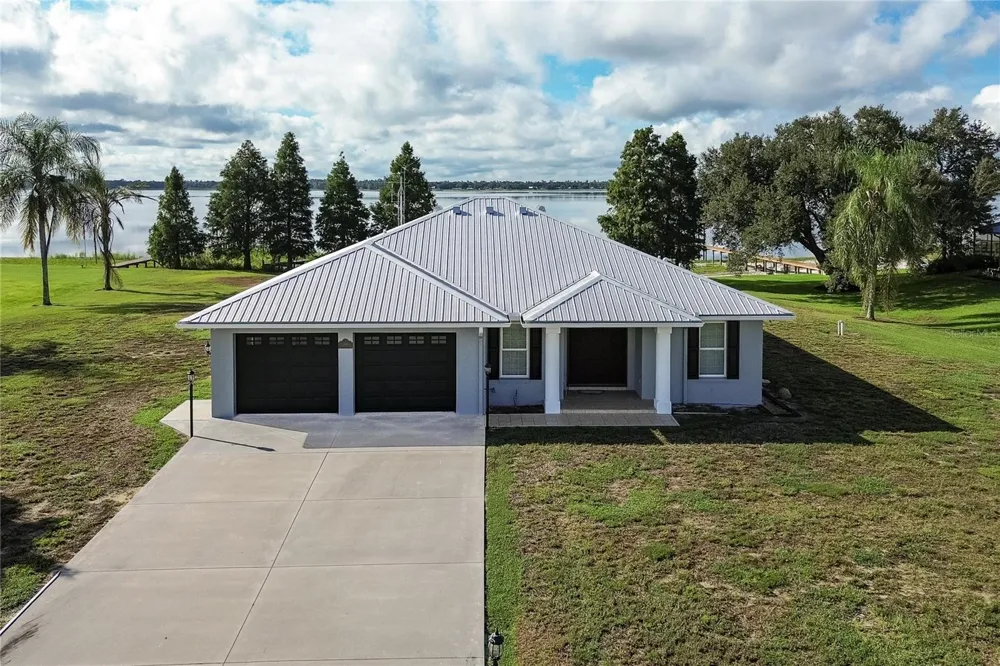 7884 LAKE BUFFUM SHORES ROAD Fort Meade, FL 33841