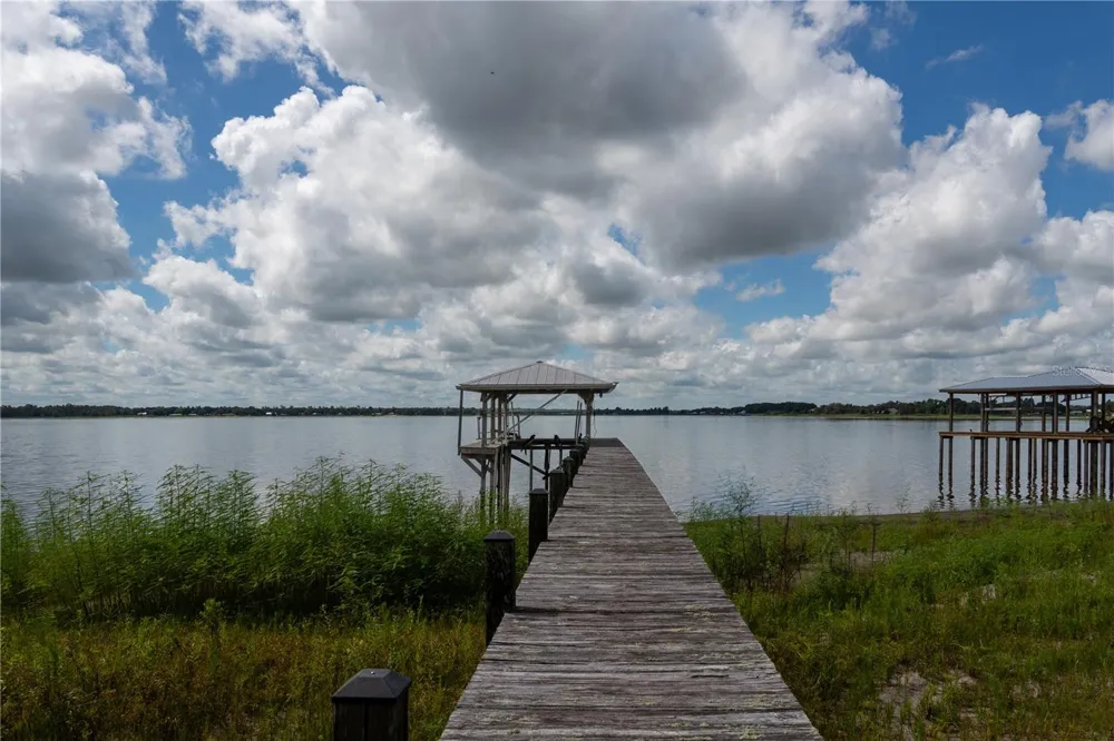 7884 LAKE BUFFUM SHORES ROAD Fort Meade, FL 33841