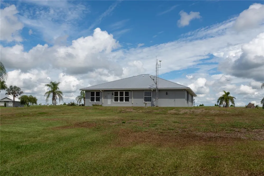 7884 LAKE BUFFUM SHORES ROAD Fort Meade, FL 33841