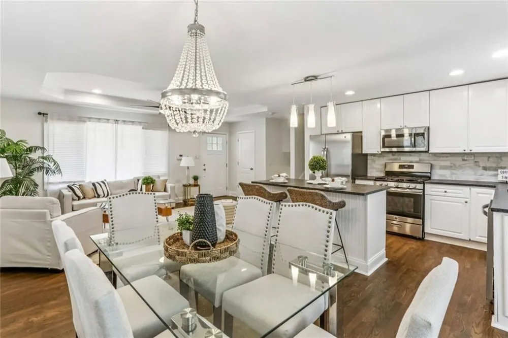 1888 La Mesa Decatur, GA 30032