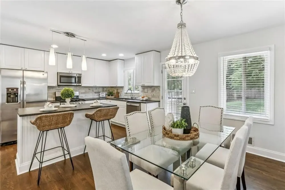 1888 La Mesa Decatur, GA 30032