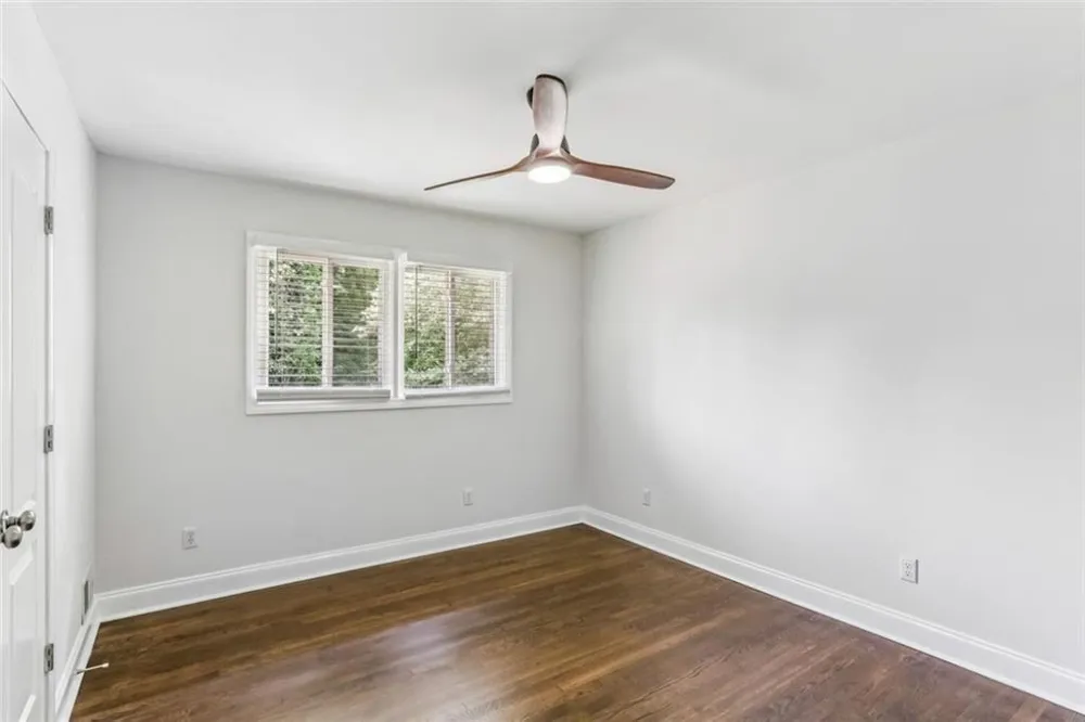1888 La Mesa Decatur, GA 30032