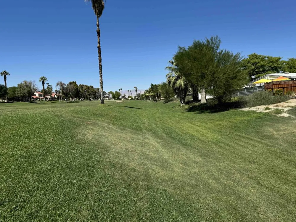 165 Vista De Oeste Palm Springs, CA 92264