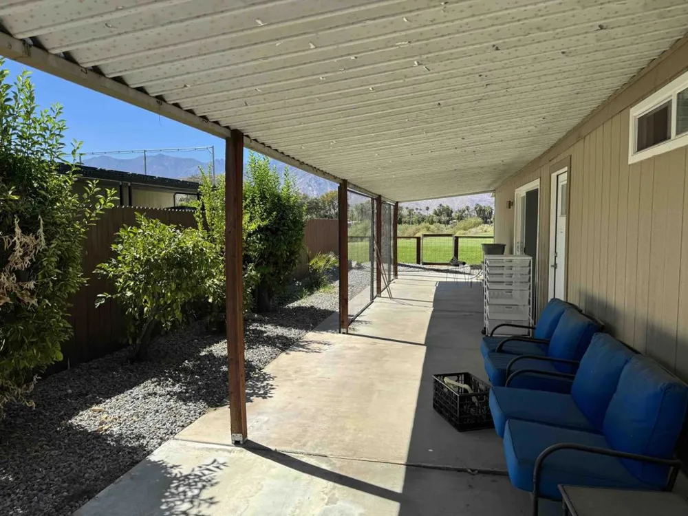 165 Vista De Oeste Palm Springs, CA 92264
