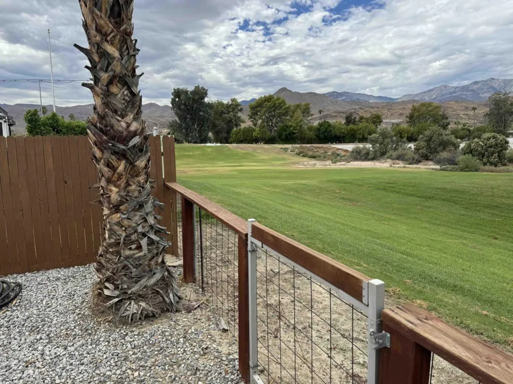 165 Vista De Oeste Palm Springs, CA 92264