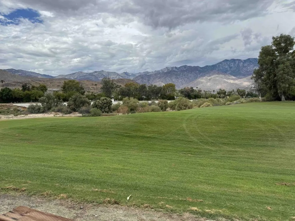 165 Vista De Oeste Palm Springs, CA 92264