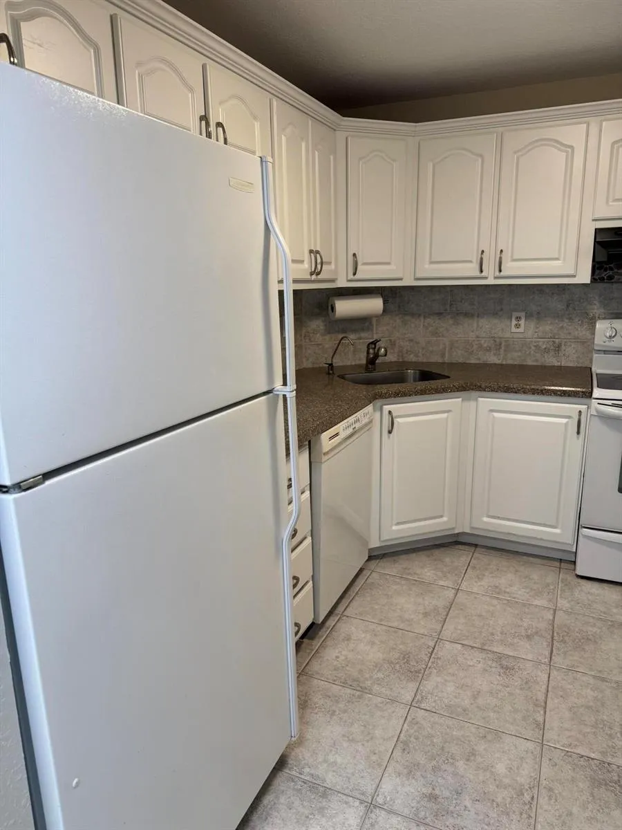 3015 Ocean Boulevard #17B Fort Lauderdale, FL 33308