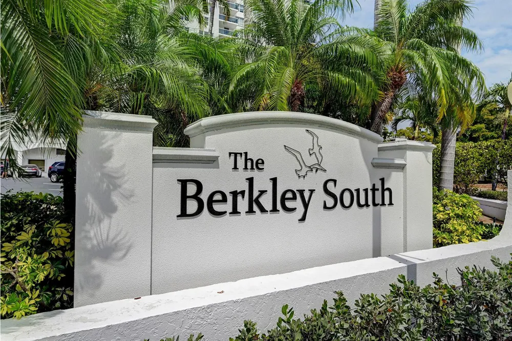 3015 Ocean Boulevard #17B Fort Lauderdale, FL 33308