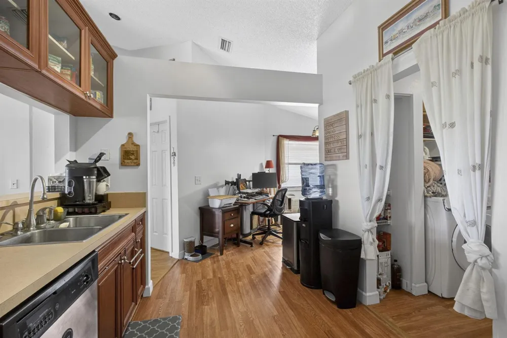 12644 Shoreline Drive #8F Wellington, FL 33414
