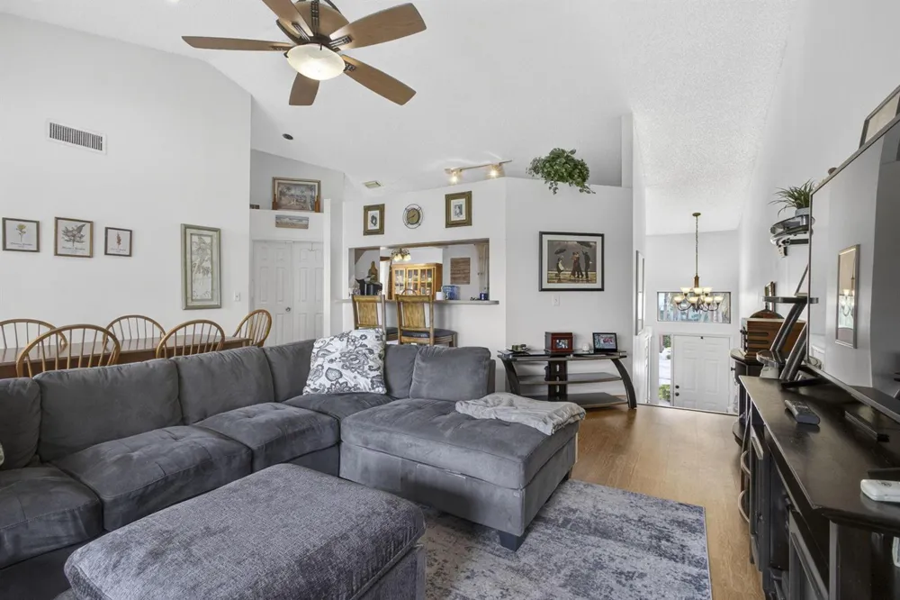 12644 Shoreline Drive #8F Wellington, FL 33414