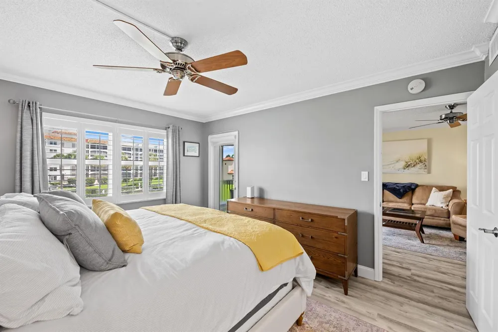 2871 OCEAN BOULEVARD #D210 Boca Raton, FL 33431