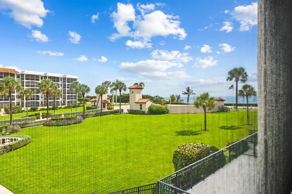 2871 OCEAN BOULEVARD #D210 Boca Raton, FL 33431
