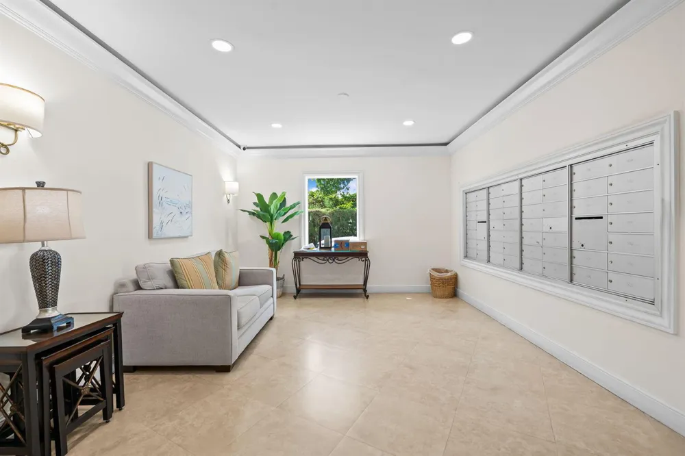 2871 OCEAN BOULEVARD #D210 Boca Raton, FL 33431