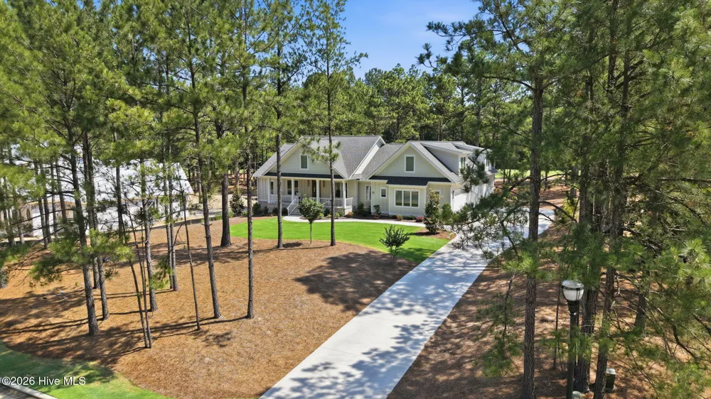 16 Middlebury Road Pinehurst, NC 28374