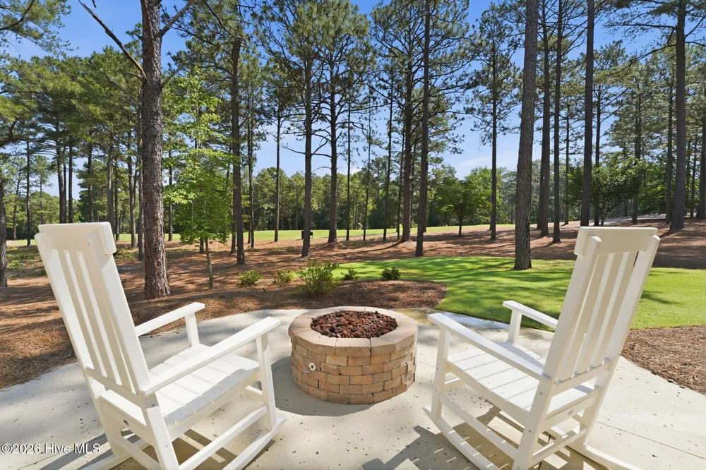 16 Middlebury Road Pinehurst, NC 28374