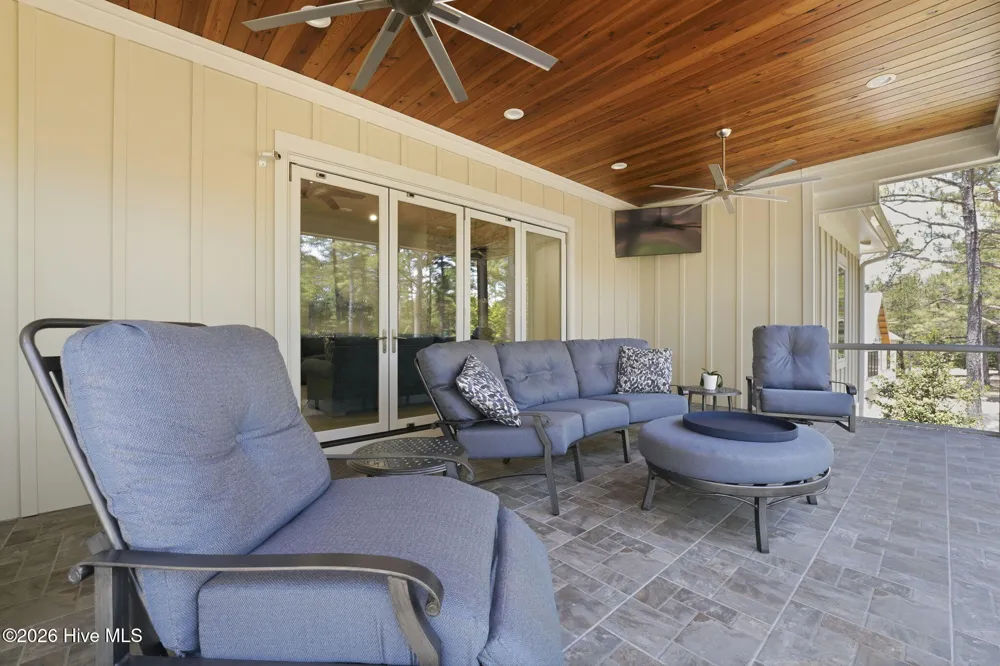 16 Middlebury Road Pinehurst, NC 28374