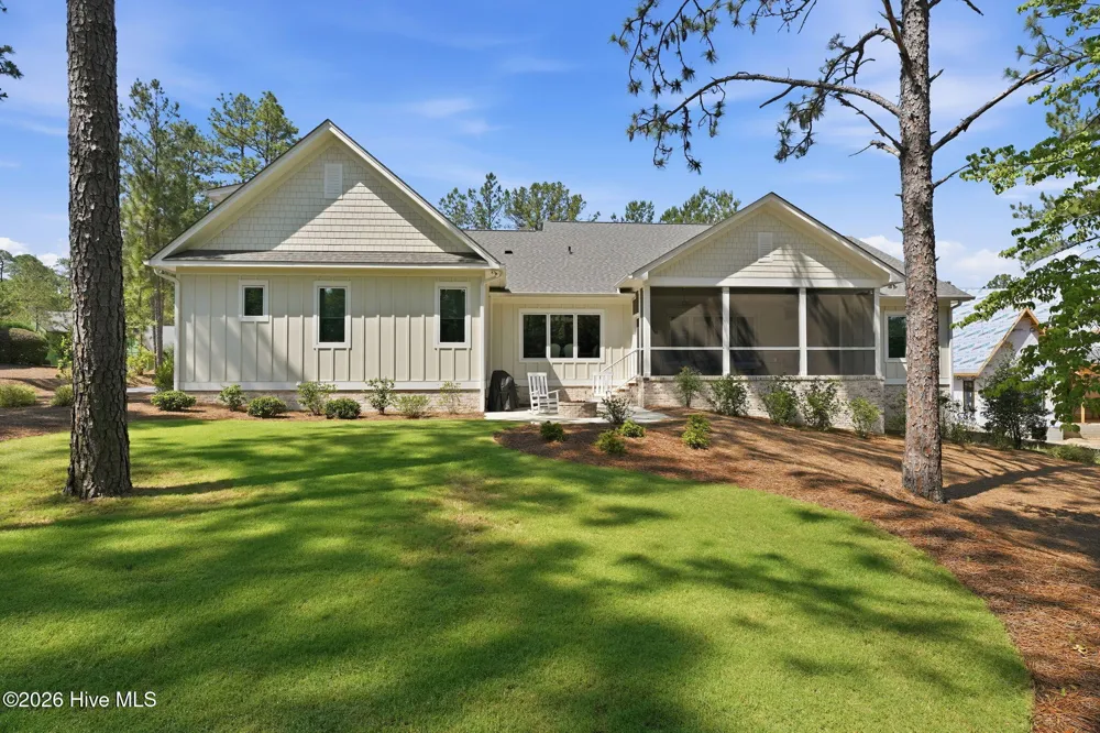 16 Middlebury Road Pinehurst, NC 28374
