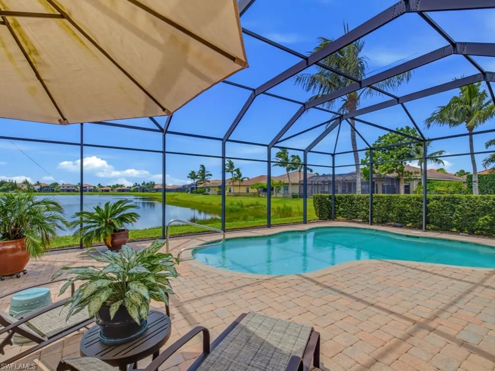2871 Cinnamon Bay Circle Naples, FL 34119