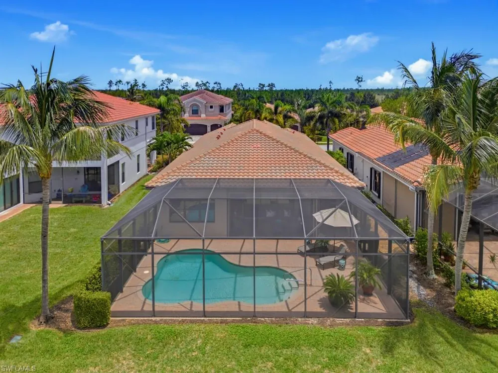 2871 Cinnamon Bay Circle Naples, FL 34119