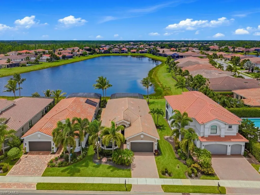 2871 Cinnamon Bay Circle Naples, FL 34119