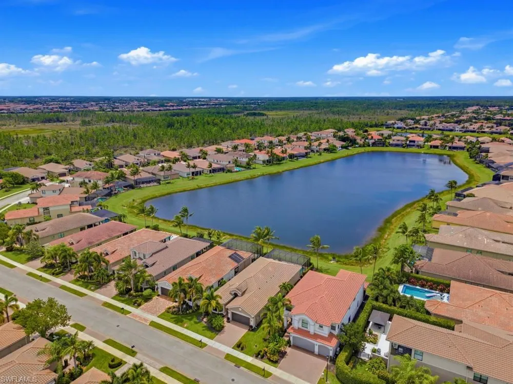 2871 Cinnamon Bay Circle Naples, FL 34119