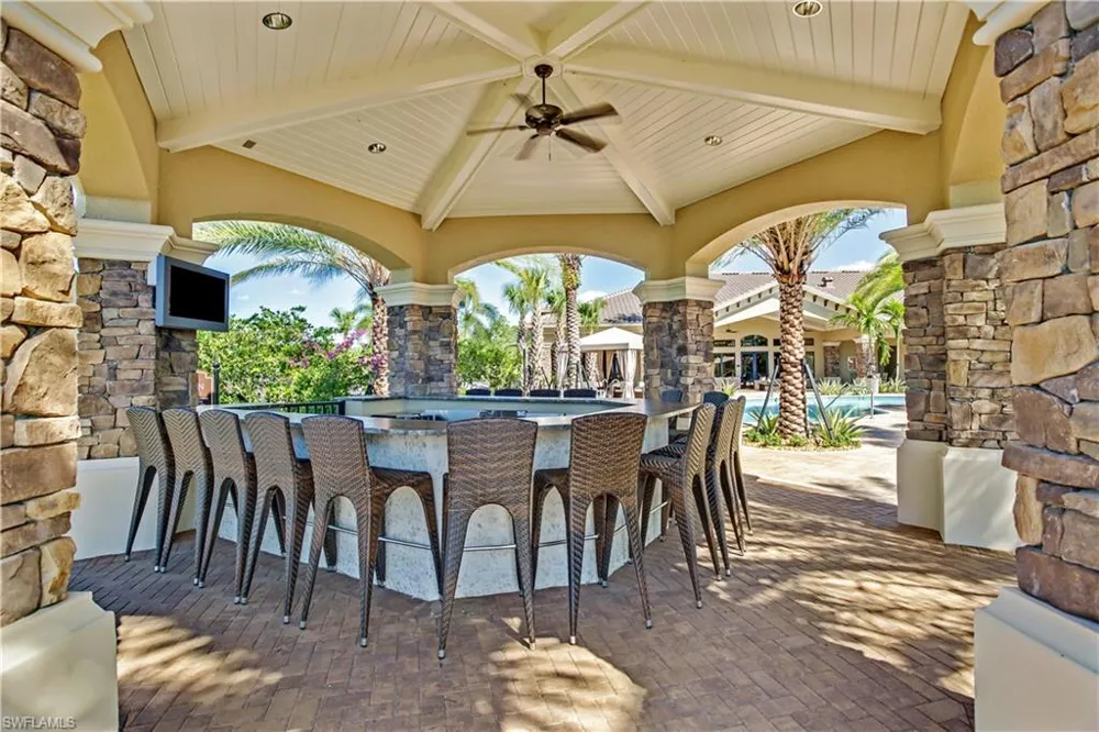 2871 Cinnamon Bay Circle Naples, FL 34119
