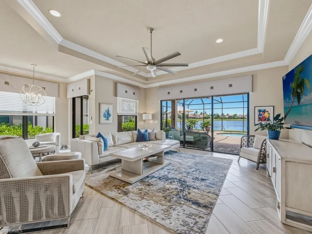 2871 Cinnamon Bay Circle Naples, FL 34119