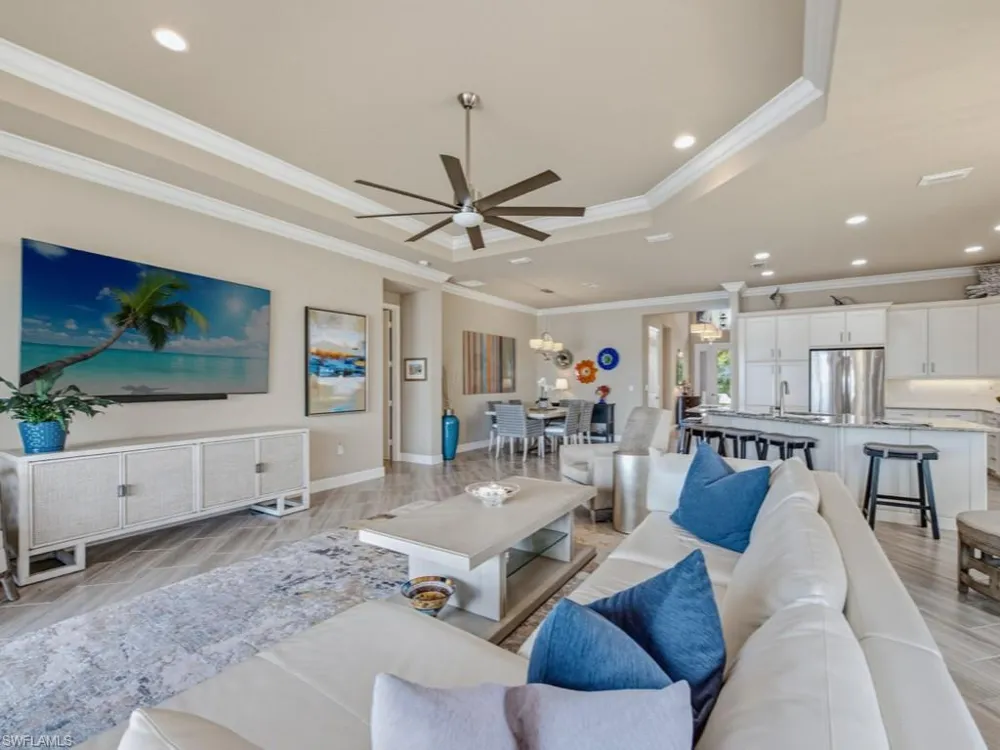 2871 Cinnamon Bay Circle Naples, FL 34119