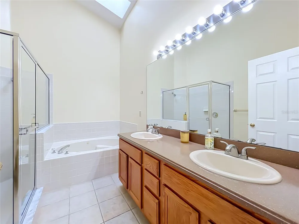 13343 HERON COVE DRIVE Orlando, FL 32837