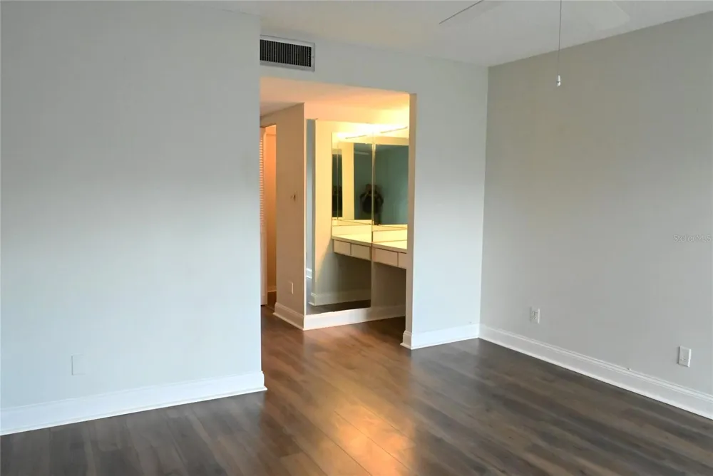 2900 COVE CAY DRIVE #4B Clearwater, FL 33760