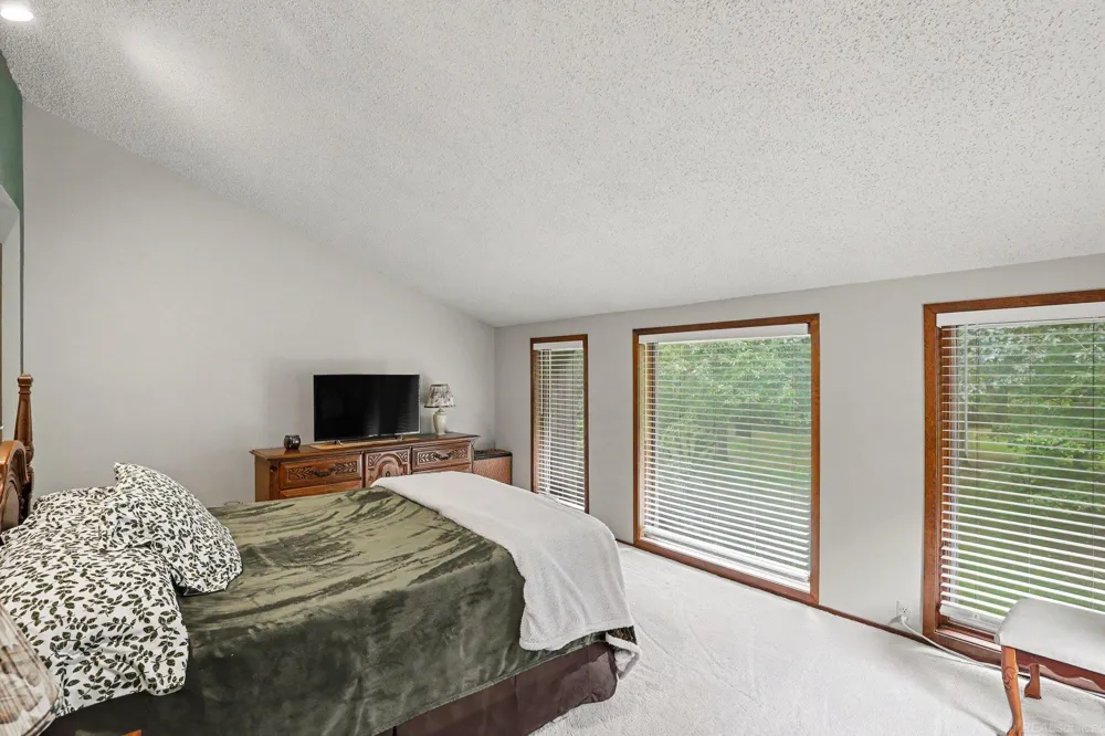 78718 Pearl Drive Bruce Township, MI 48065