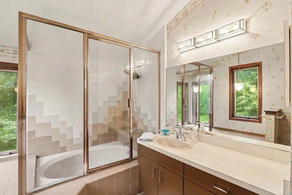 78718 Pearl Drive Bruce Township, MI 48065