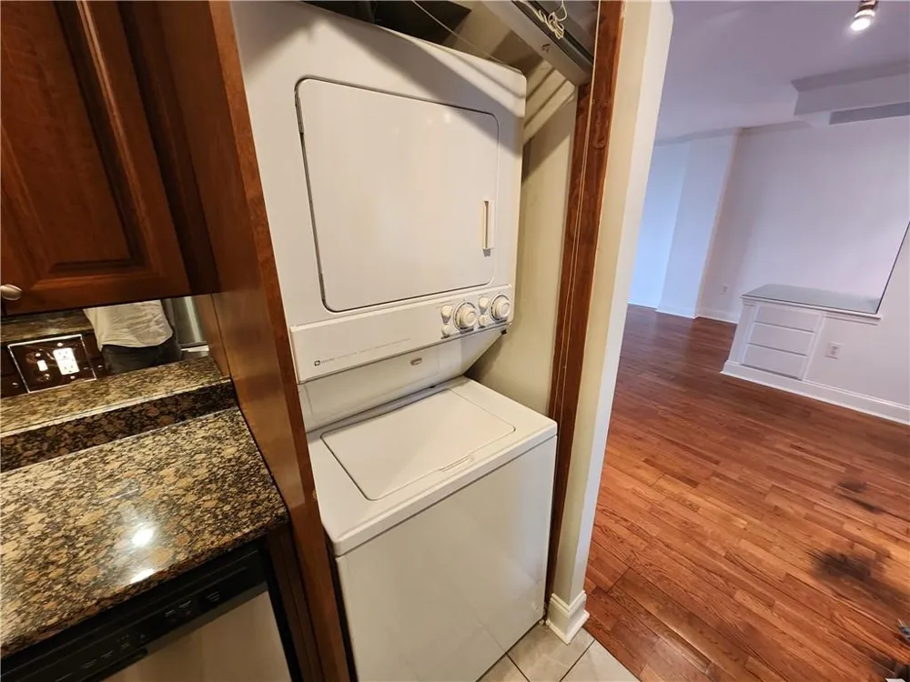 2479 Peachtree Road NE #901 Atlanta, GA 30305