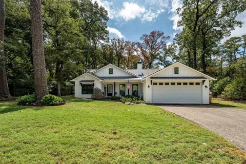 186 Pleasant Hill Lane