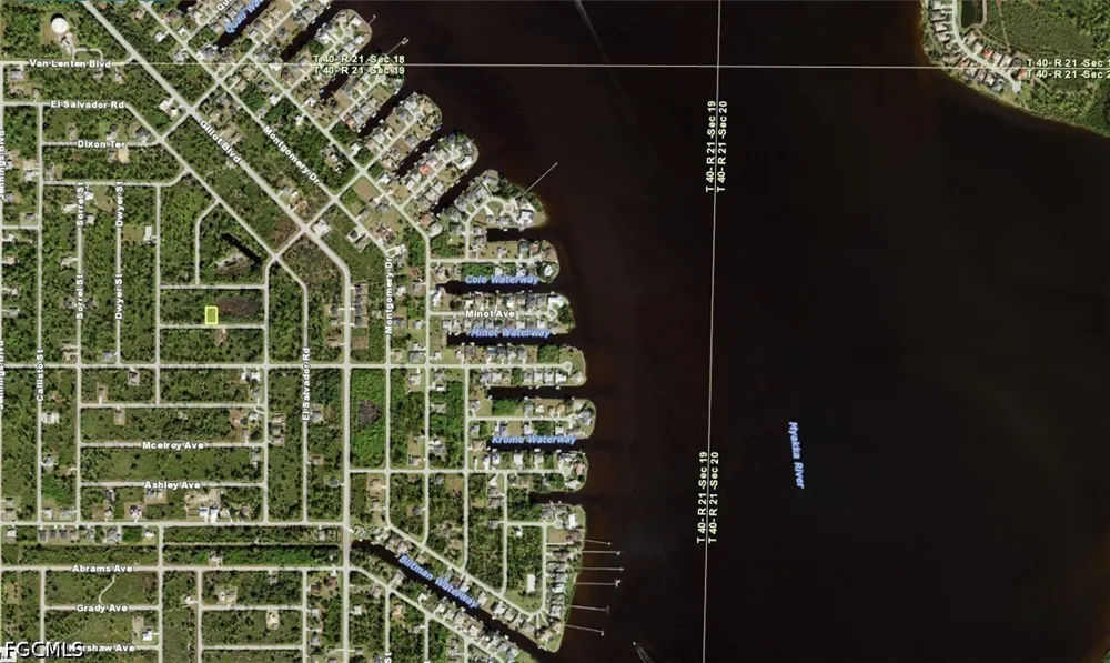 Murray Avenue Port Charlotte, FL 33981