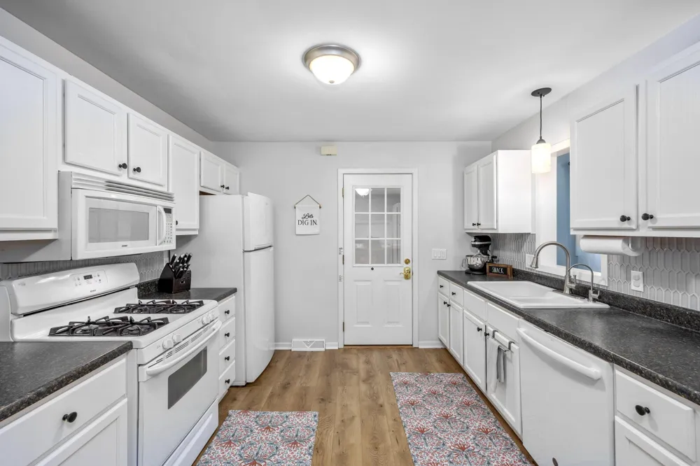 10702 Settlewood Drive SE Lowell, MI 49331